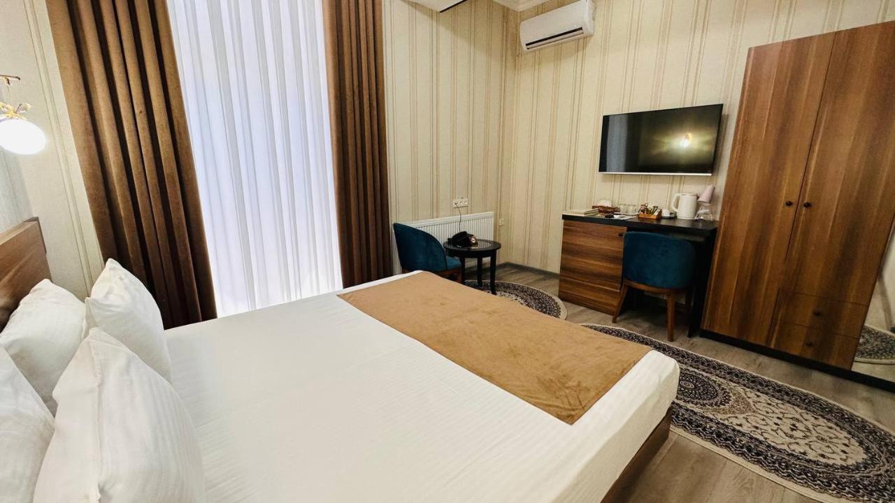 Garden Plaza Bukhara Hotel Bagian luar foto